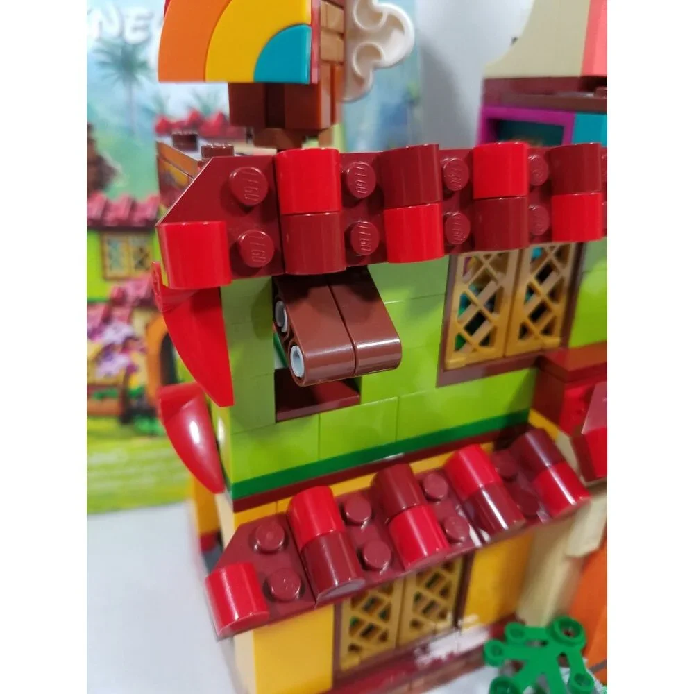 Lego The Madrigal House 43202 Disney Encanto With Instructions